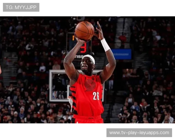 开拓者用人争议：里斯登场净负14分，开拓者现役球员