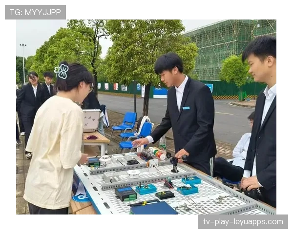 职业比赛中的烟雾弹配合教学 职业比赛中的烟雾弹配合教学